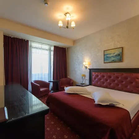 Golden Palace Hotel