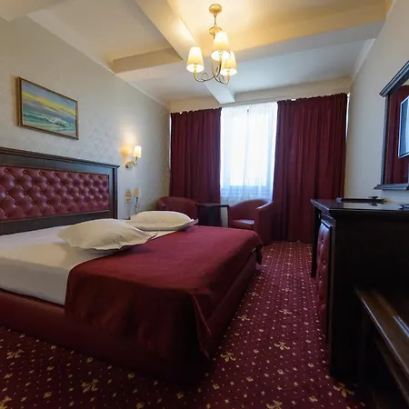 Hotel Golden Palace 4*