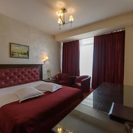 Hotel Golden Palace 4*